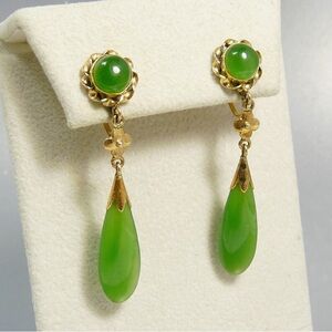 Vintage 14K Gold & Jade Screw Back Teardrop Earrings